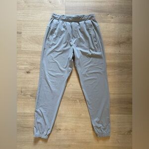 Lululemon Women's Light Grey Joggers Size 6 Drawstring Waist Ankle Length